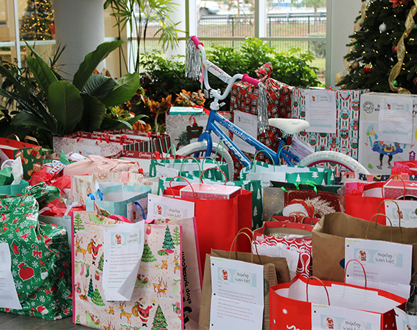 Christmas Drive 1 Corporate Responsibility