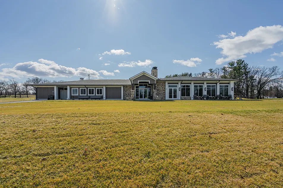 Carlisle Golf Clubhouse Stellar 06