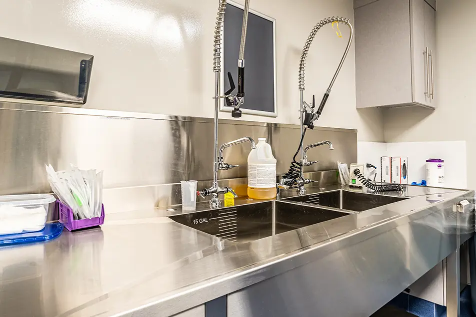 Borland Groover OP Industrial Sink